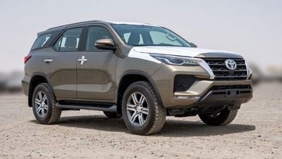 Toyota Fortuner GX2 TOYOTA FORTUNER 2.4 DIESEL AT MID OPTION
