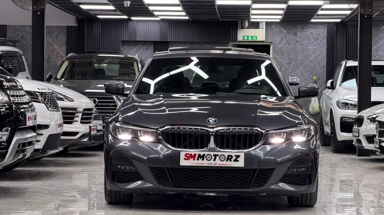 BMW 330i Exclusive 2.0L (255 HP)