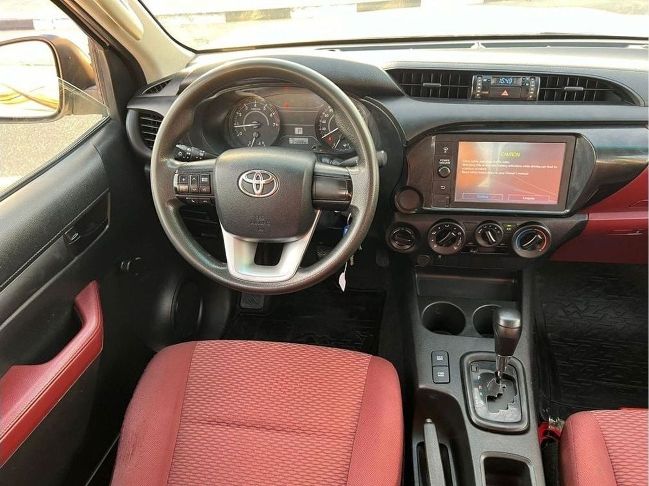 Toyota Hilux 2021 TOYOTA HILUX 2.7L - 4X4 - 4Wheel Drive - Accident Free - Clean Car - with Good Condition