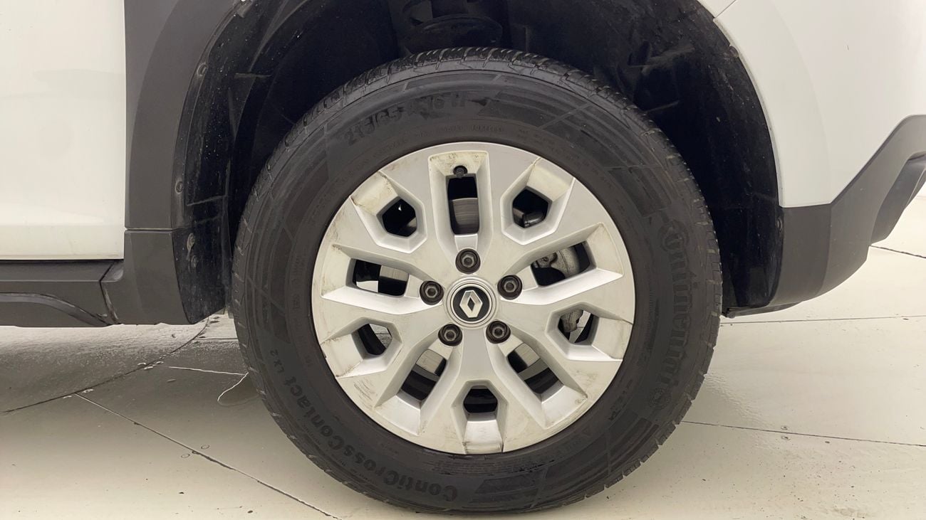 Renault Duster SE 1.6 | Zero Down Payment | Home Test Drive