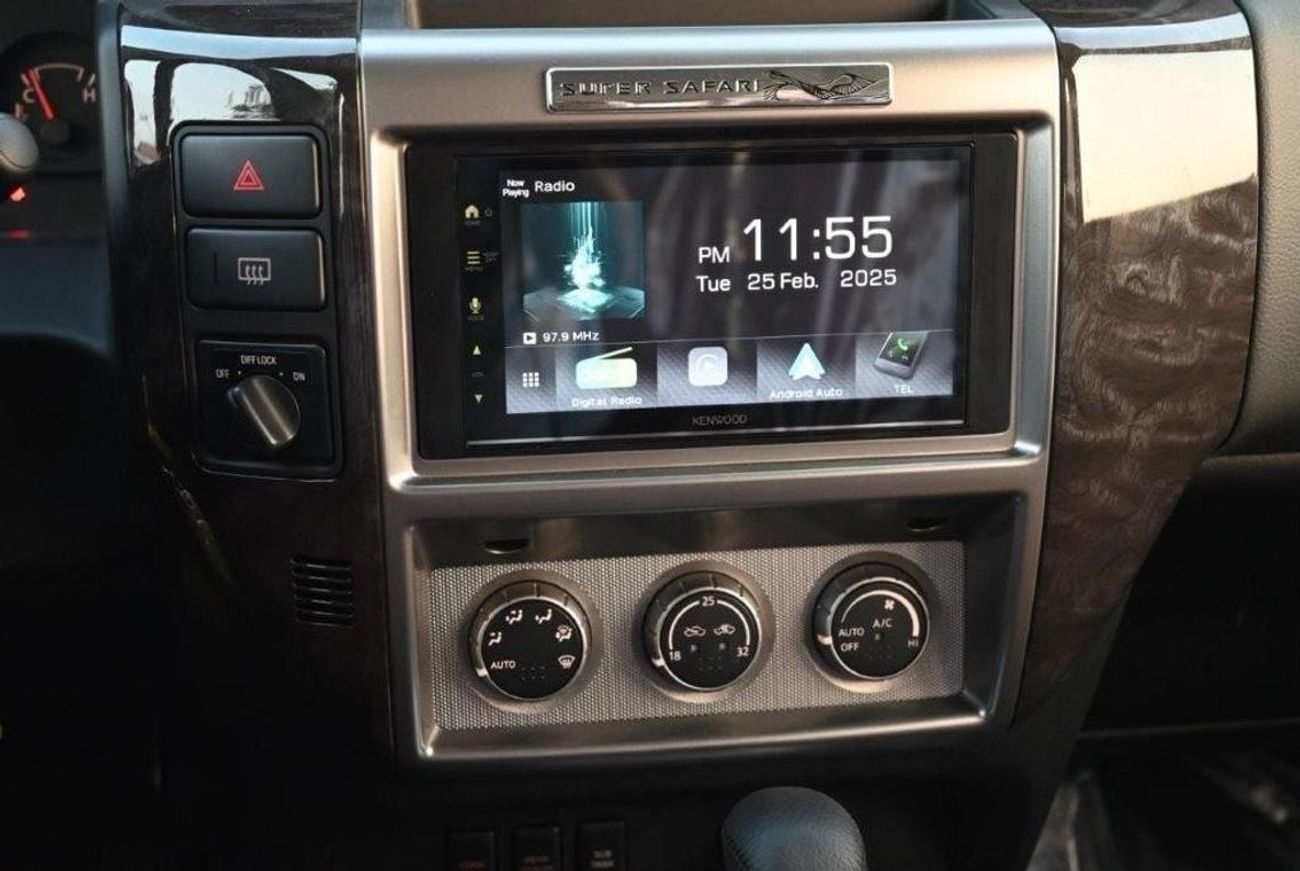 Nissan Patrol Super Safari 2024 NISSAN PATROL SUPER SAFARI LEGEND 4.8L 4WD 7 SEAT AT