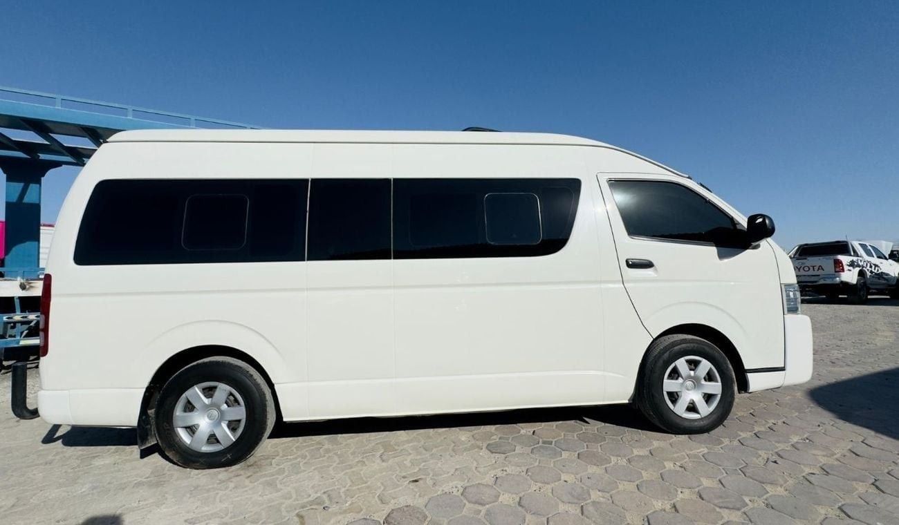 تويوتا هاياس EXCELLENT CONDITION | RHD | 2016 (AT) | 2WD | 3.0L DIESEL ENGINE | DIGITAL REAR VIEW MIRROR