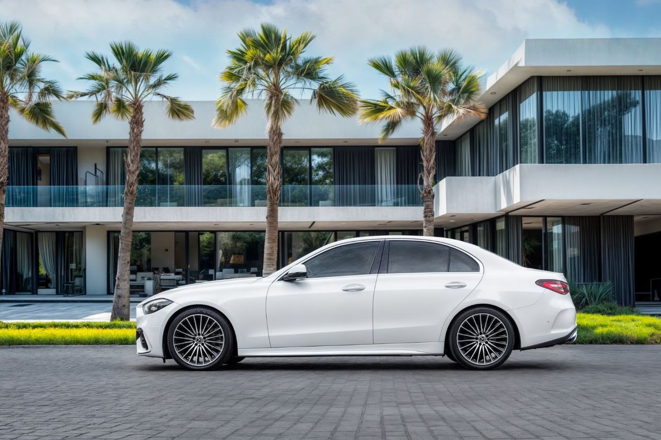 مرسيدس بنز C 200 AMG | 3,525 P.M | 0% Downpayment | Agency Warranty!