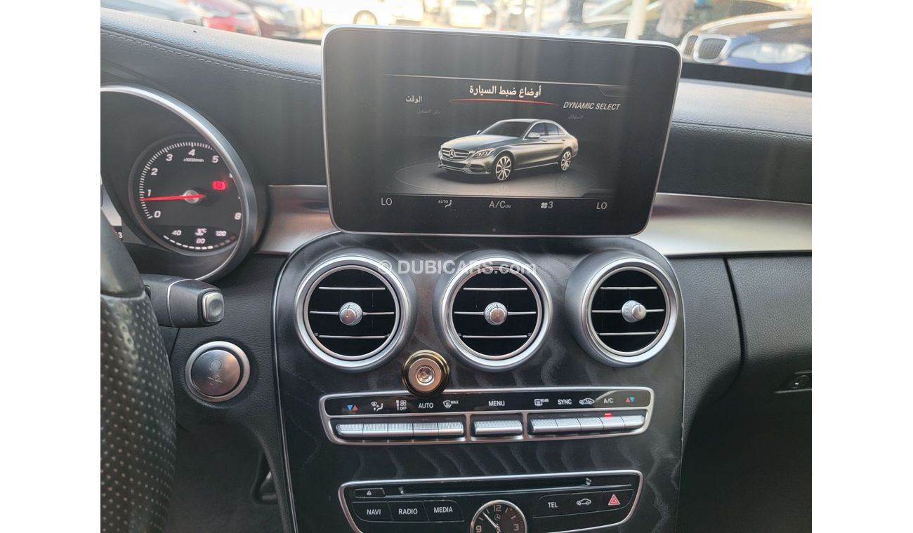 Mercedes-Benz C 200 AMG Pack