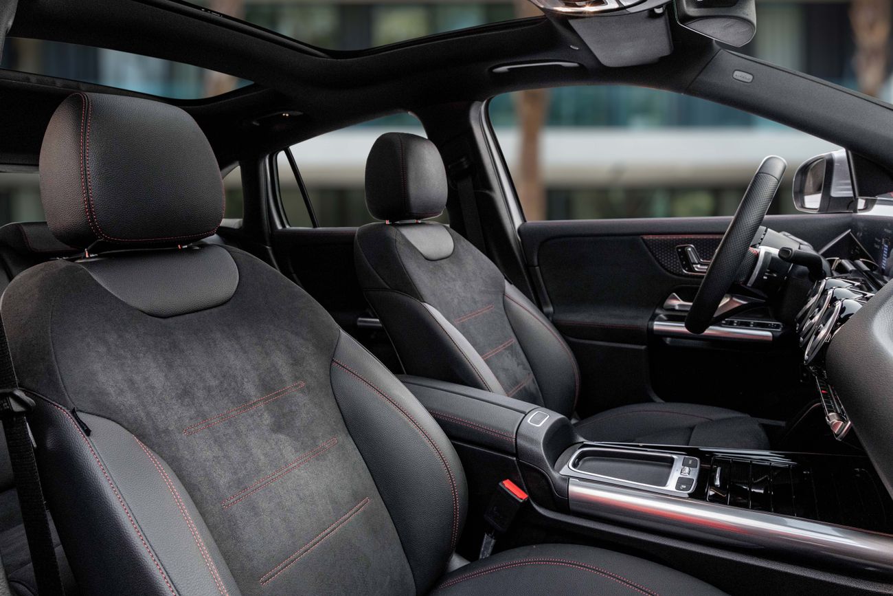 مرسيدس بنز EQA 250 EQA 250 AMG | 2,938 P.M | 0% Downpayment | AGENCY WARRANTY/SERVICE!