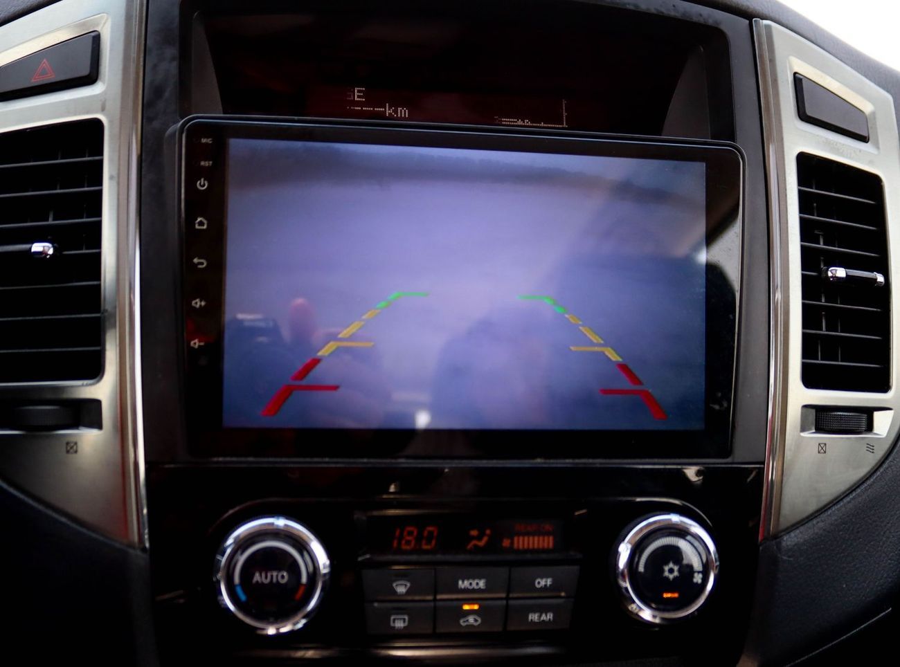 ميتسوبيشي باجيرو Mitsubishi Pajero | 3.0L | 2022 | GCC Original Paint Accident-Free In Excellent Condition 1092 P.M