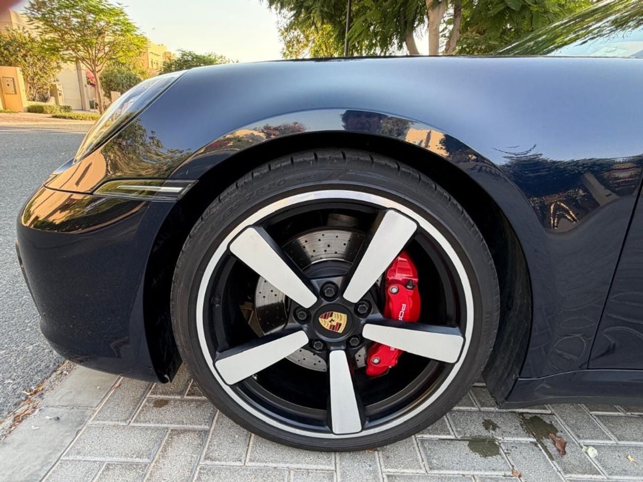 بورش 911 Carrera 4S 3.0L (450 HP) Convertible