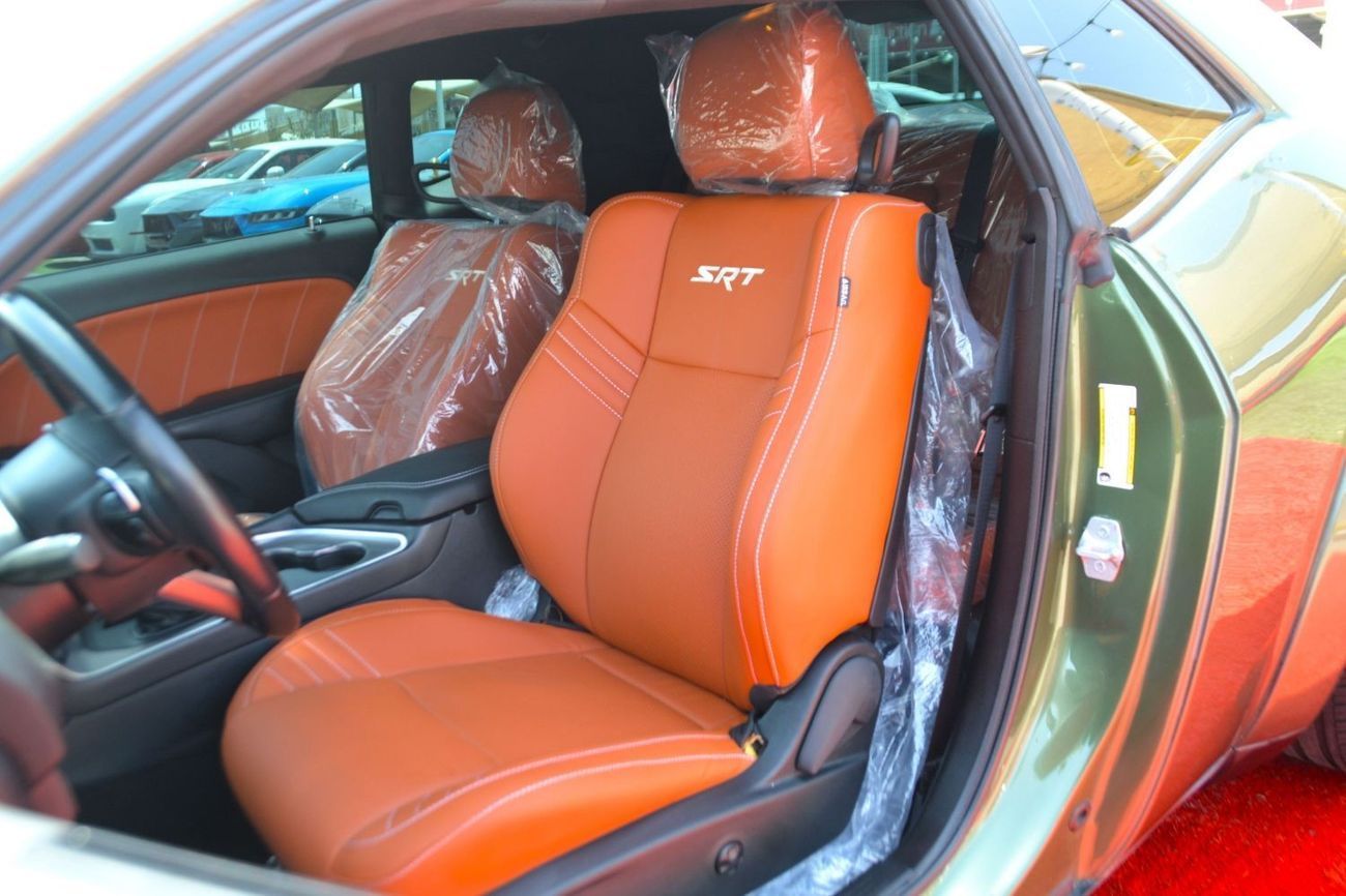 Dodge Challenger Scat Pack 6.4L (470 HP) SRT /2022 /6.4L / CUSTOM COLOR/HELLCAT WIDE BODY /SUN ROOF -FULL OPTION