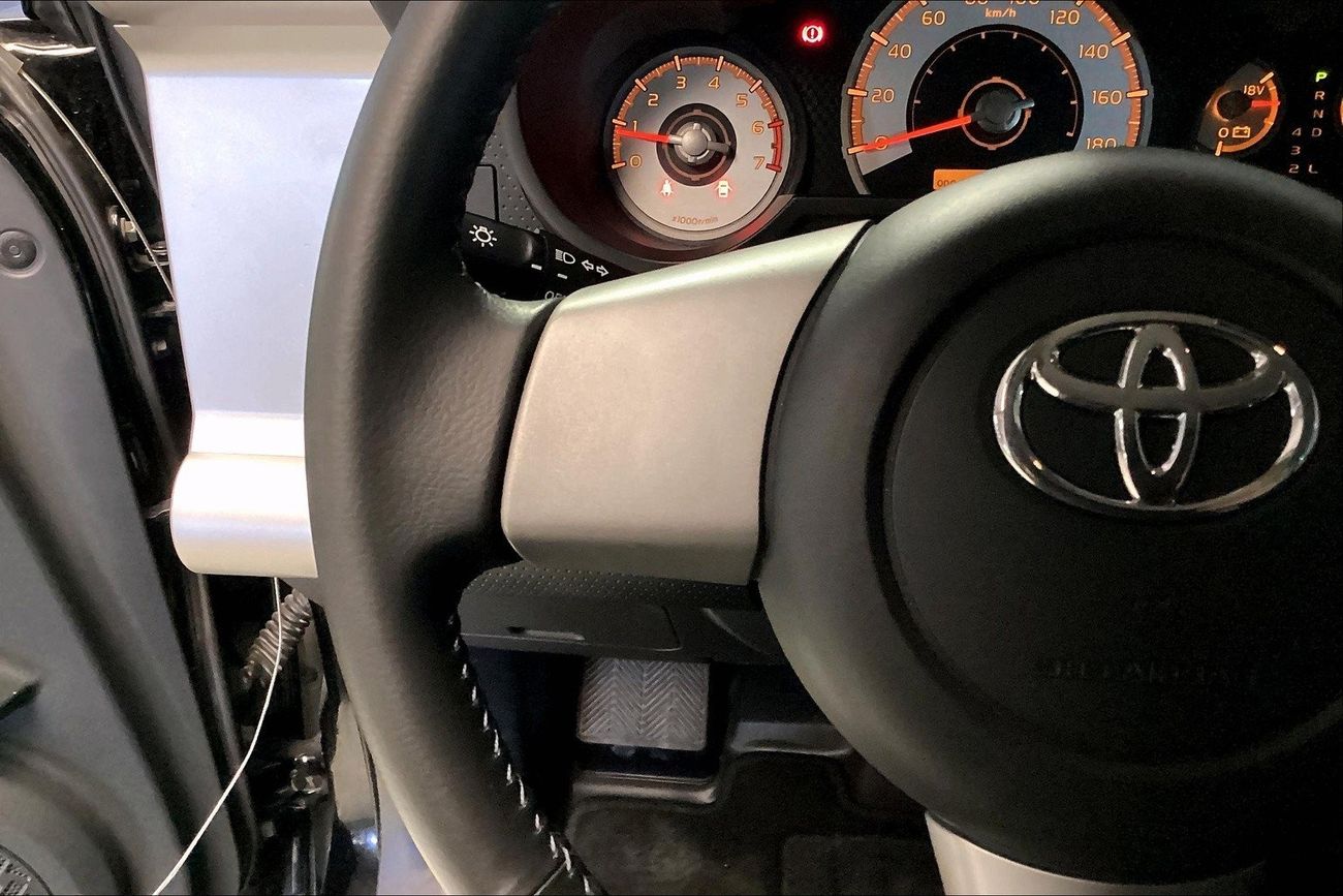 Toyota FJ Cruiser GXR | Guaranteed Warranty | 0 Down Payment