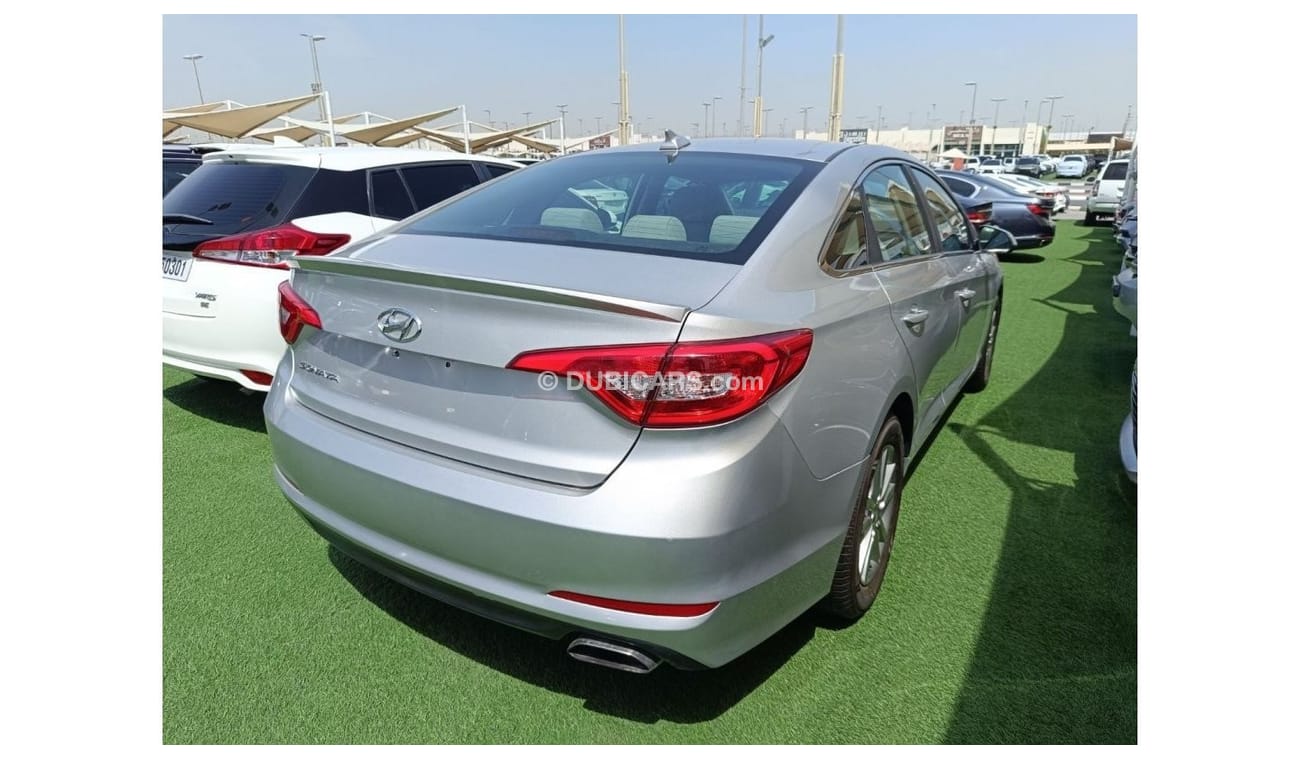 Hyundai Sonata GLS car in excellent condition with no accidents