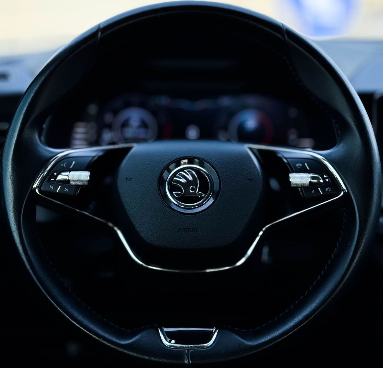 سكودا كاميك سكودا كاميك | موديل ٢٠٢١، خليجي | محرك ١.٦ لتر | طلاء أصلي | صيانة الوكالة | حالة ممتازة | قسط شهري