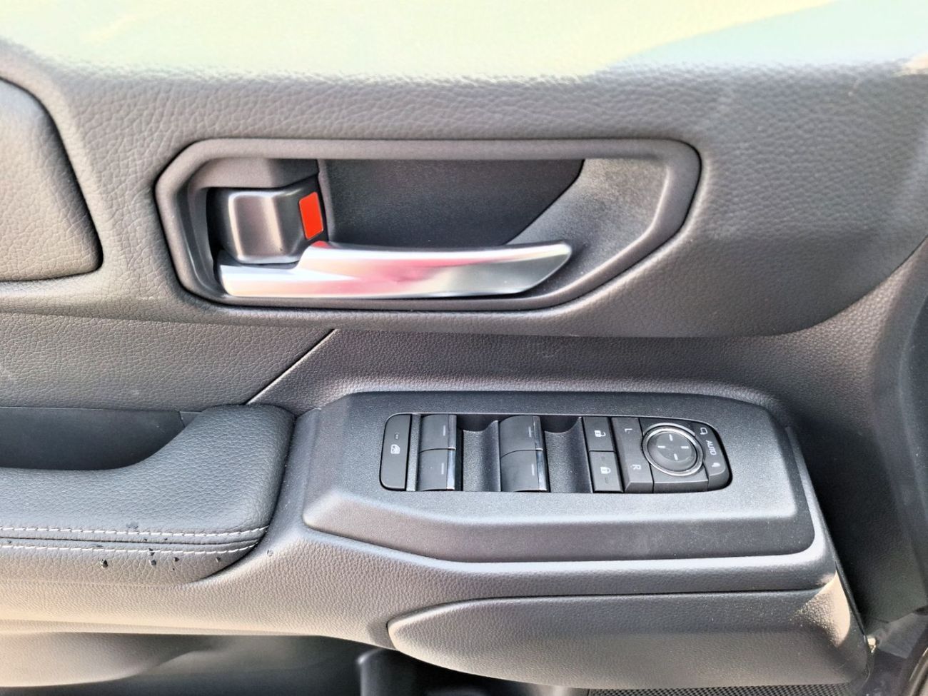 Toyota Prado Toyota Prado 2.7L 2025 Limited Grey Petrol EU (Export Only)