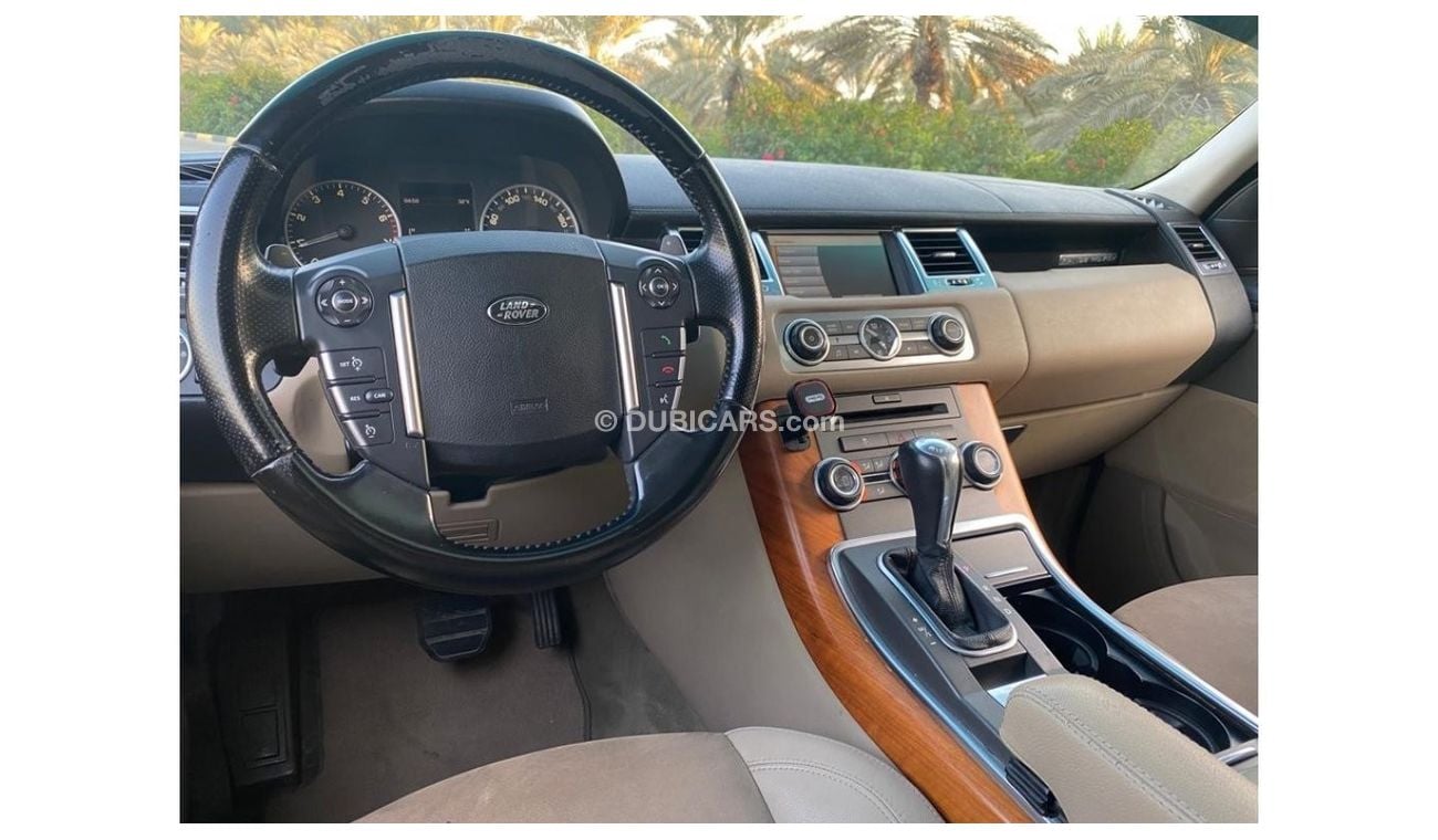 Land Rover Range Rover Sport Range Rover Sport 2011 GCC V8 Perfect Condition - Full Options