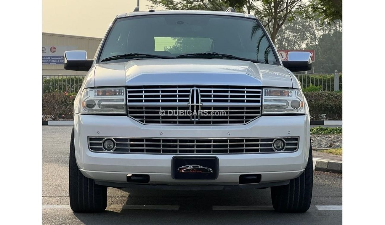 Lincoln Navigator LINCOLN NAVIGATOR GCC 2013 5.4L V8 FULL OPTION IN PERFECT CONDITION