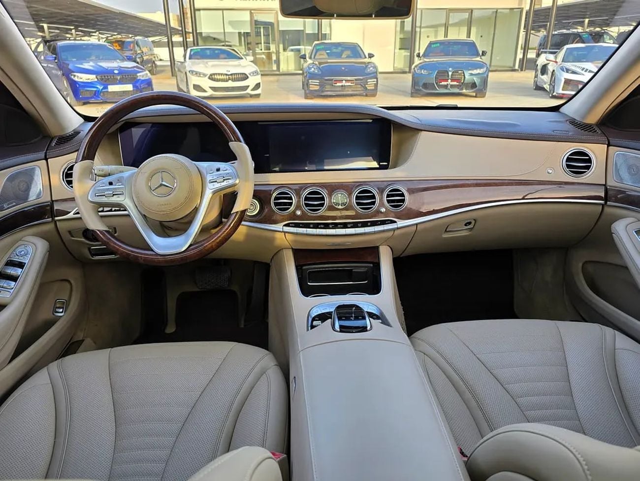 مرسيدس بنز S 560 S 560 - American Specs