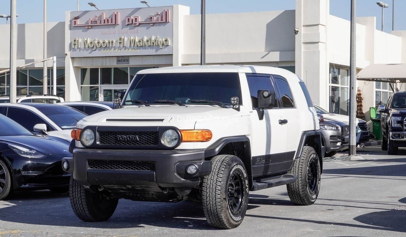 تويوتا إف جي كروزر