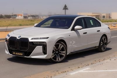 بي أم دبليو 740i BMW 740i M Sport Individual – 2026 | GCC | 2 YEARS WARRANTY | Only 2,213 KM | AED 449,000