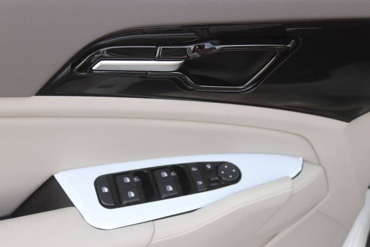 Kia Sportage 1.5L, ALLOY WHEELS, ELECTRIC SEAT, PANORAMIC ROOF. ELECTRIC BACK DOOR, MODEL 2025