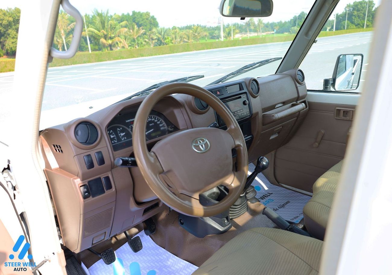 Toyota Land Cruiser Pick Up 79 EXR 2015 Single Cab Pick Up 4.0L - Petrol M/T - GCC Specs - Ready to Drive - Book Now