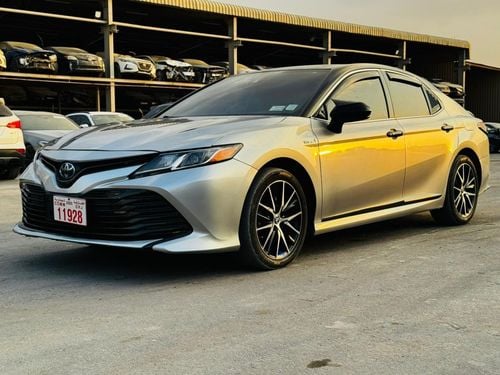 تويوتا كامري LE 2.5L (215 HP)