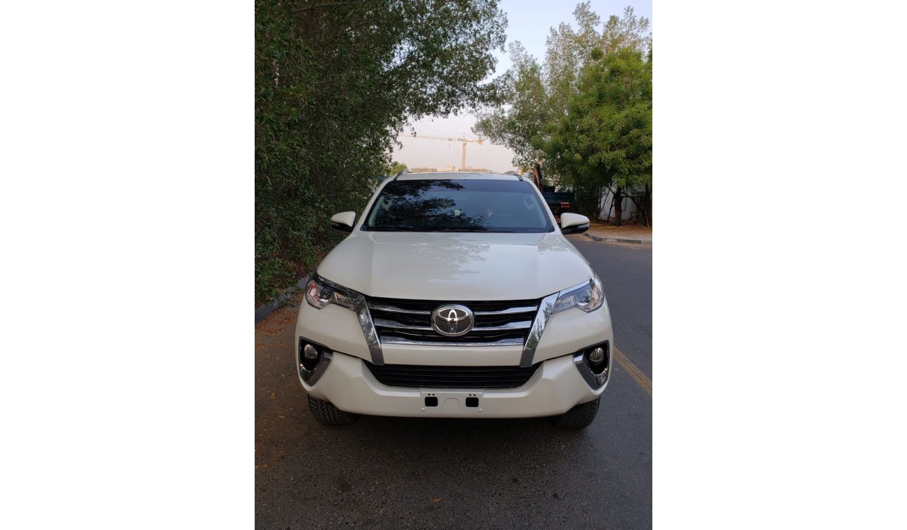 Toyota Fortuner Full option Gcc clean car 2.7 L