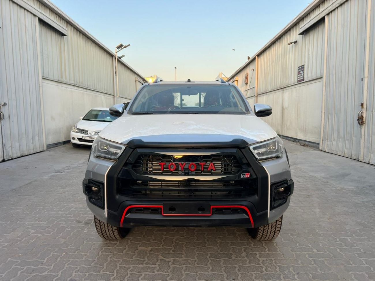 تويوتا هيلوكس TOYOTA HILUX 2.4L DIESEL GR-SPORTS 4X4 FULL OPTION MY 2026