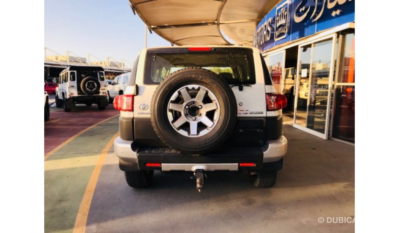 Toyota FJ Cruiser