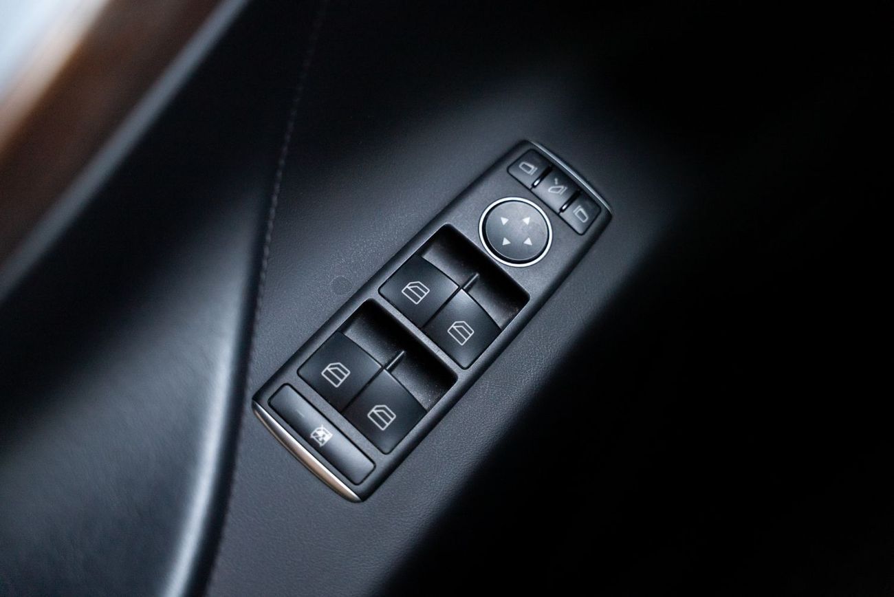 Tesla Model X Long Range (AWD) 100D 2019 GCC Full Service History Warranty on Battery Still Valid