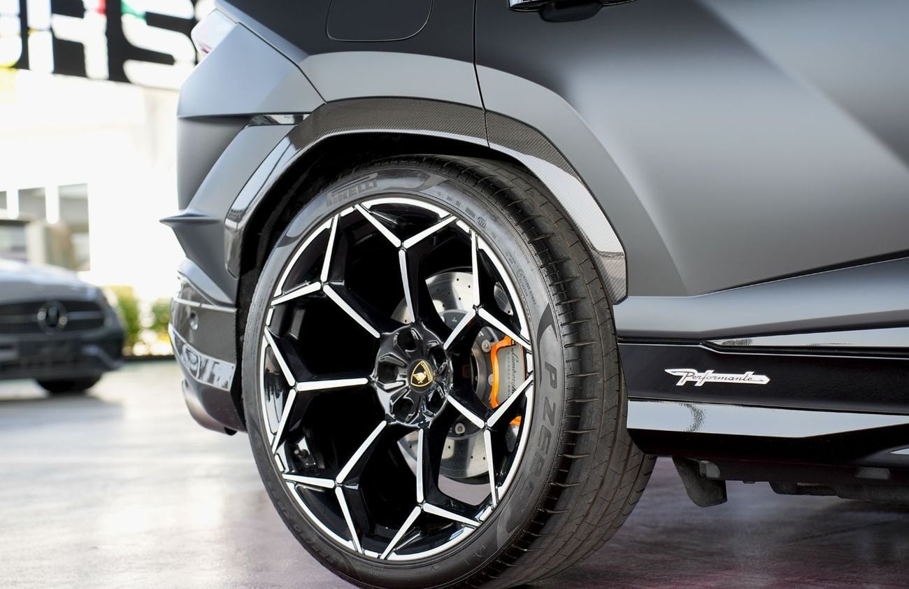 Lamborghini Urus PERFORMANTE