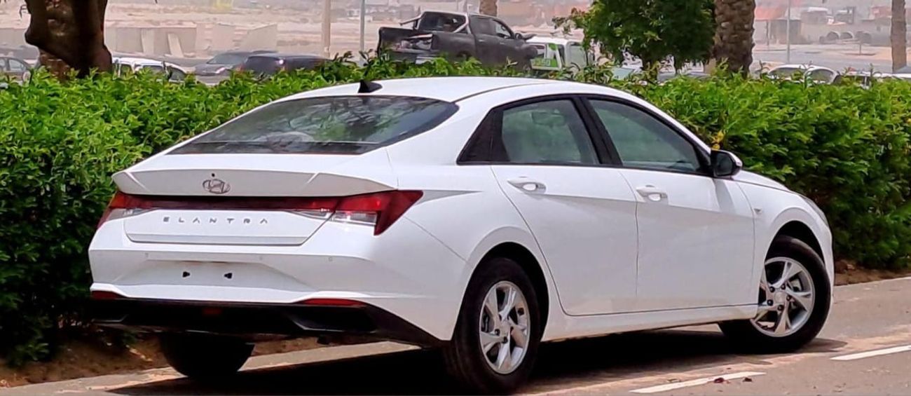Hyundai Elantra GL 2022 1.6L GCC (920/-MONTHLY)