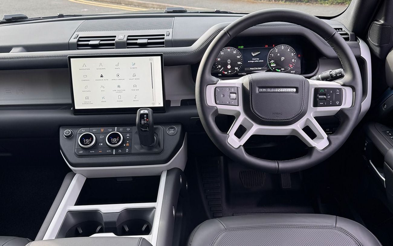 Land Rover Defender P300 110 2.0L (5 Seater) RIGHT HAND DRIVE