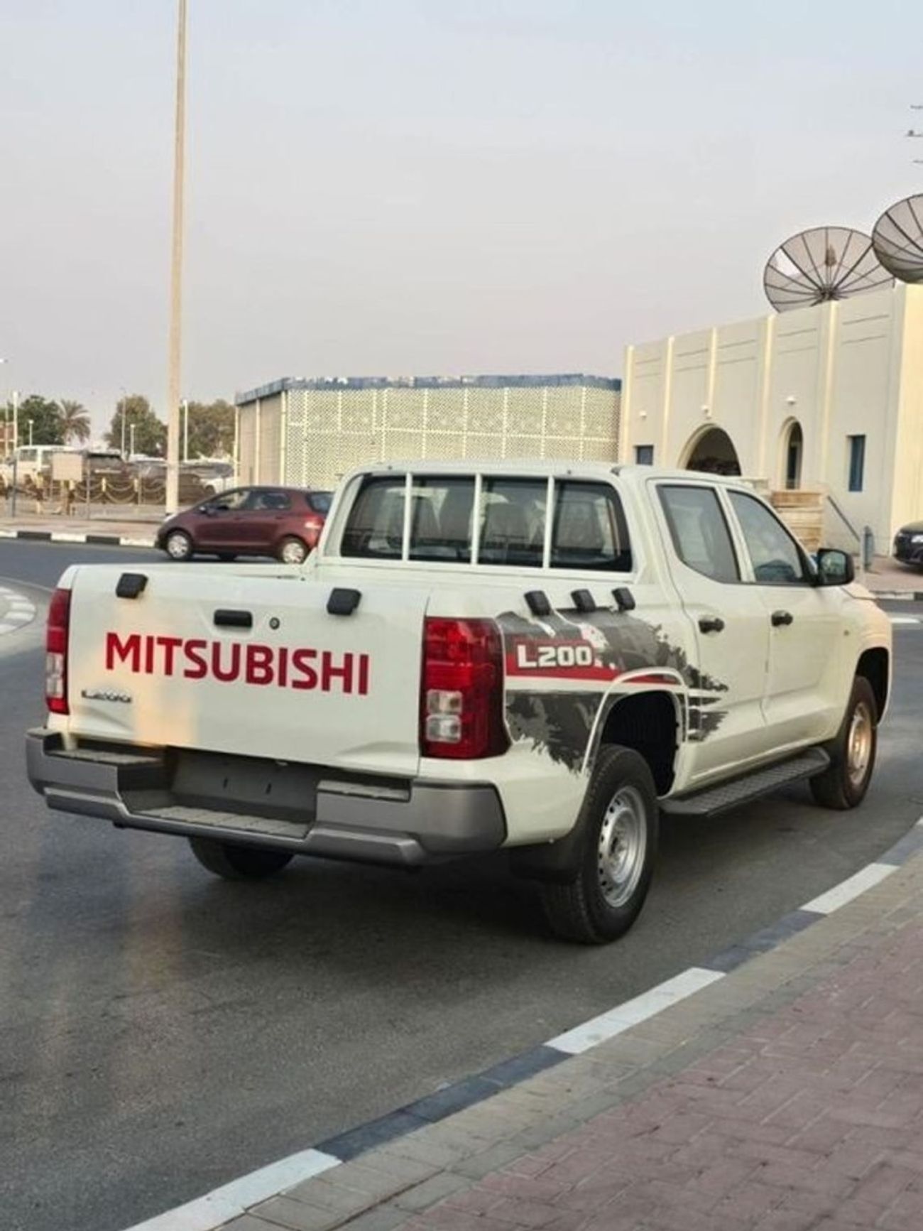 Mitsubishi L200 MITSUBISHI L200 2024