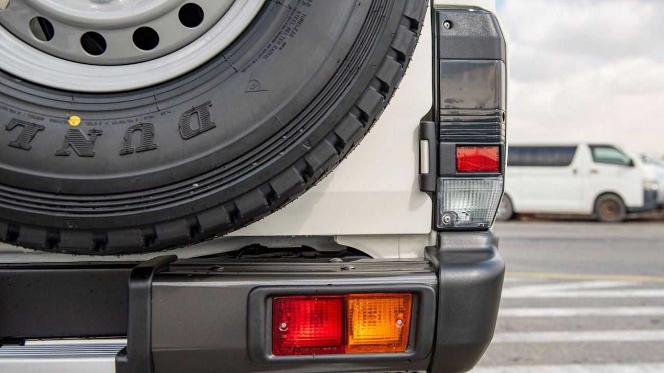 Toyota Land Cruiser 70 LAND CRUISER LC78 4.5L V8 DIESEL 3DOOR