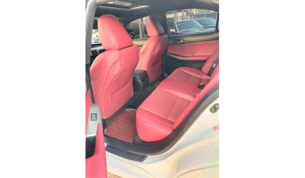 لكزس ISF لكزس اي اس 200 اف سبورت