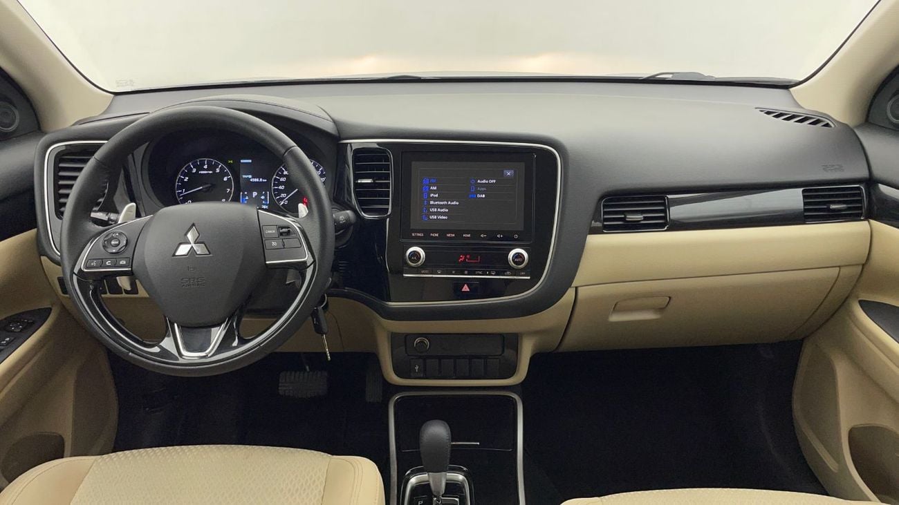 ميتسوبيشي آوتلاندر 2.4L 2023 | 0 DP | 955/Month | 30 Day Return | Service History