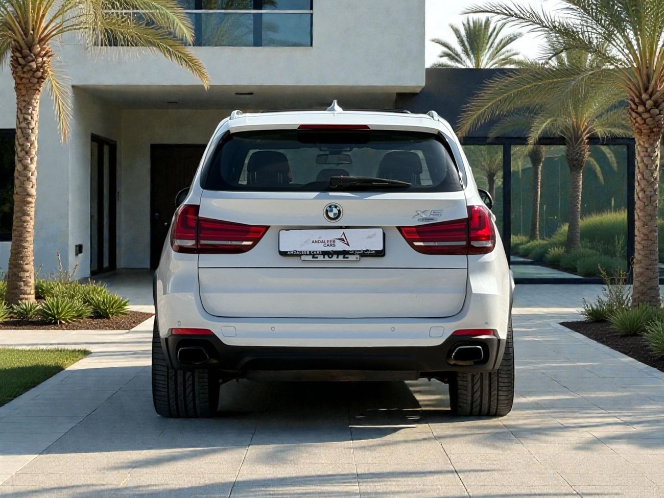 BMW X5 50i Exclusive 4.4L (5 Seater) | 2015 | GCC SPECS | Full Option