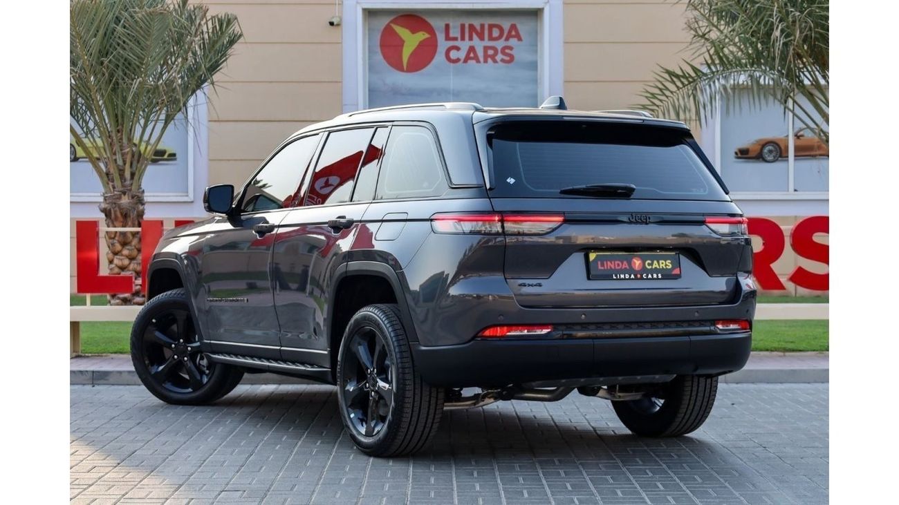 جيب جراند شيروكي Jeep Grand Cherokee Altitude 2024 GCC (BRAND NEW) under Agency Warranty with Flexible Down-Payment/