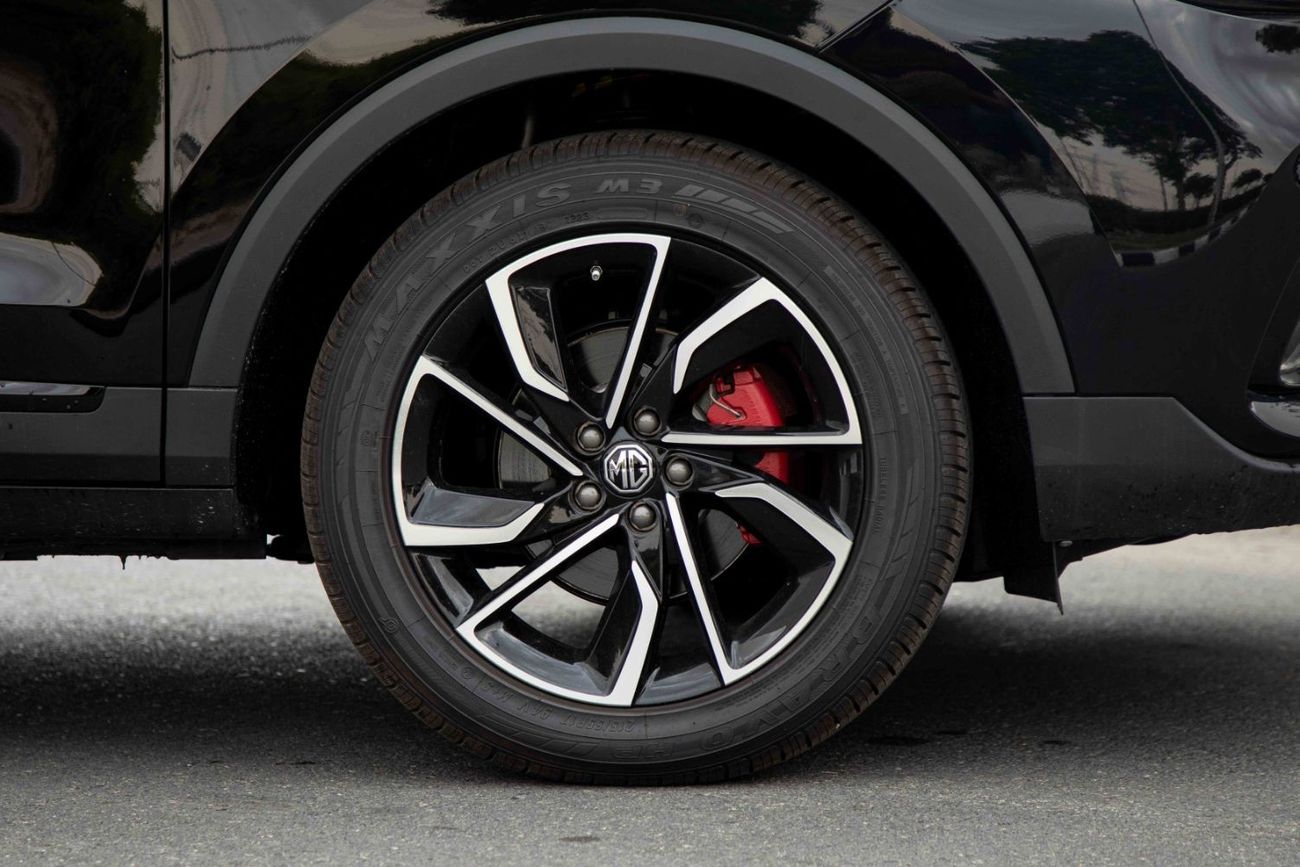 MG HS 2023 MG ZS 1.3 TROPHY - Black inside Beige