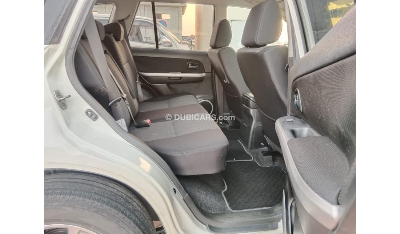 سوزوكي إيسكودو SUZUKI ESCUDO RIGHT HAND DRIVE (PM1454)