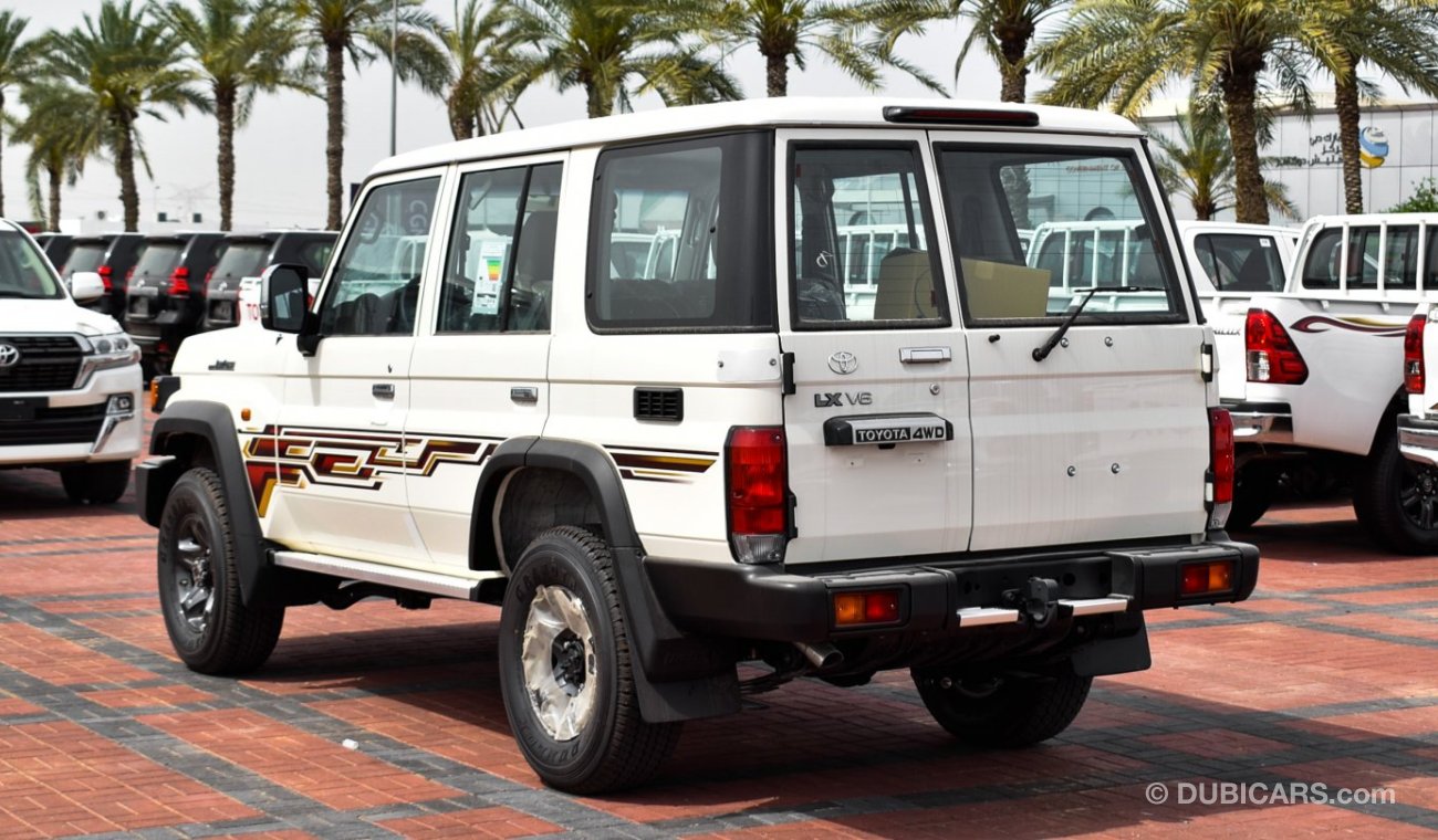 Toyota Land Cruiser Hard Top LX V6