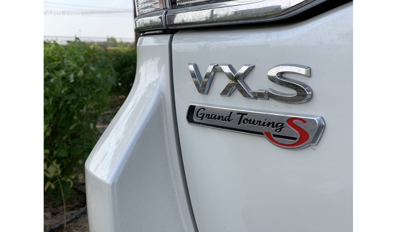 Toyota Land Cruiser VXS GRANDTOURING S MODEL 2021 ( WARRANTY & SERVICES )