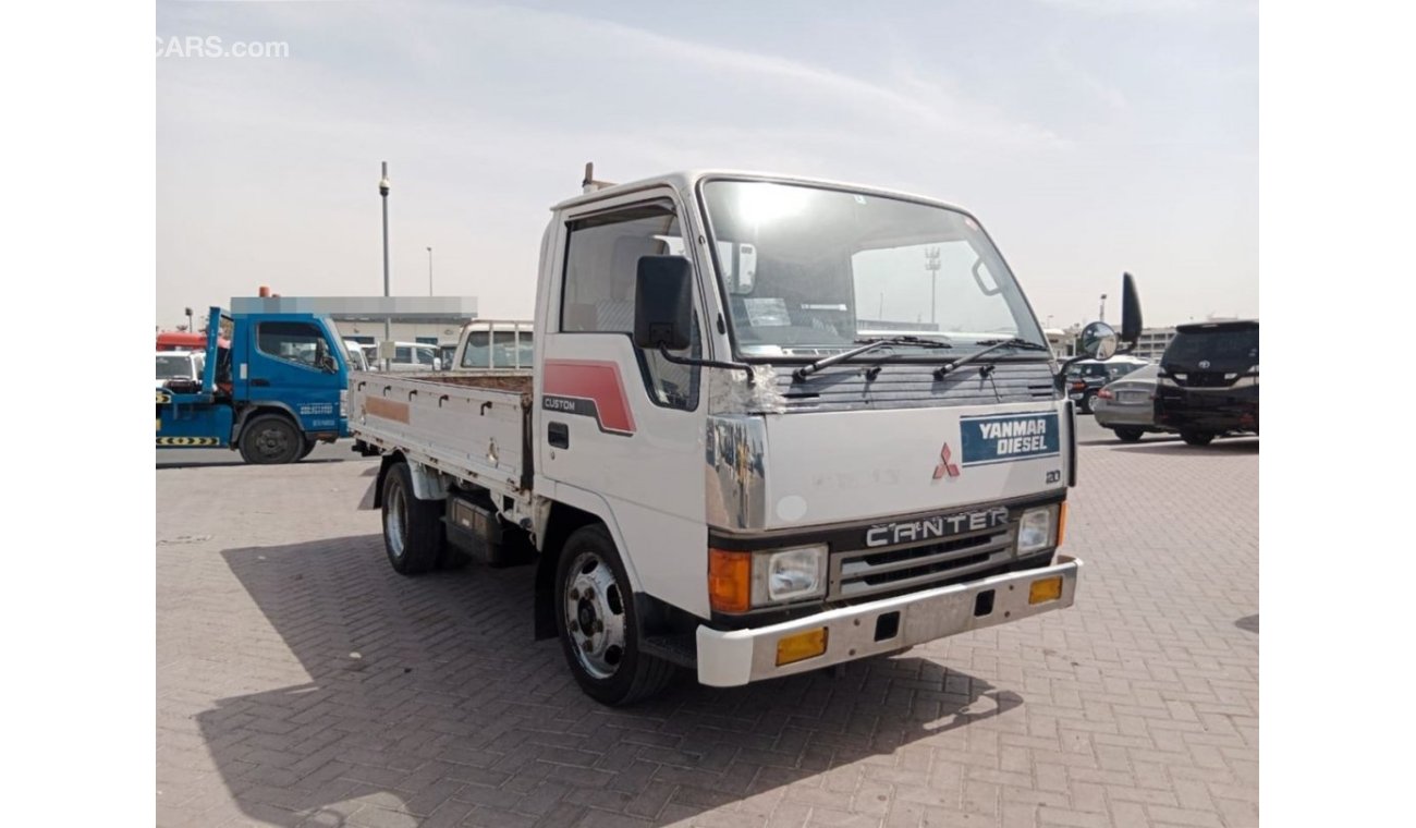 ميتسوبيشي فوسو كانتير MITSUBISHI CANTER TRUCK RIGHT HAND DRIVE(PM40218)