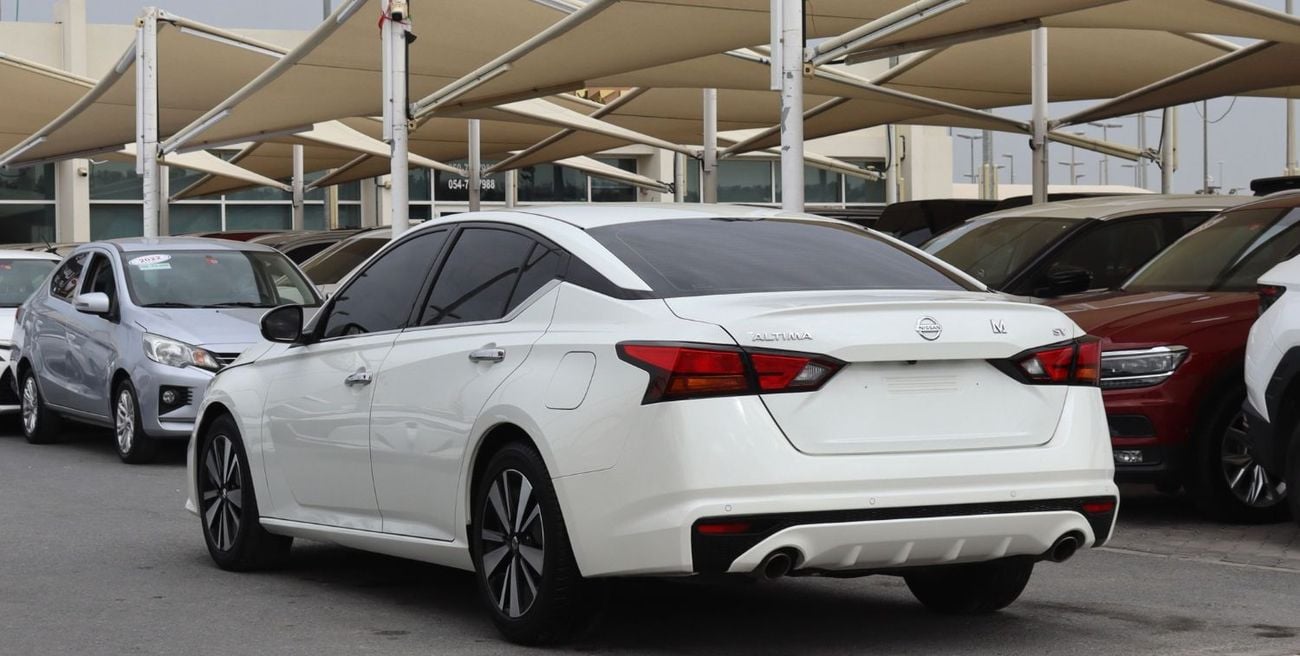 نيسان ألتيما نيسان ألتيما - 2022 - خليجى -فل أوبشن - بدون حواداث -2.5L - ممشى قليل - بحاله ممتازه