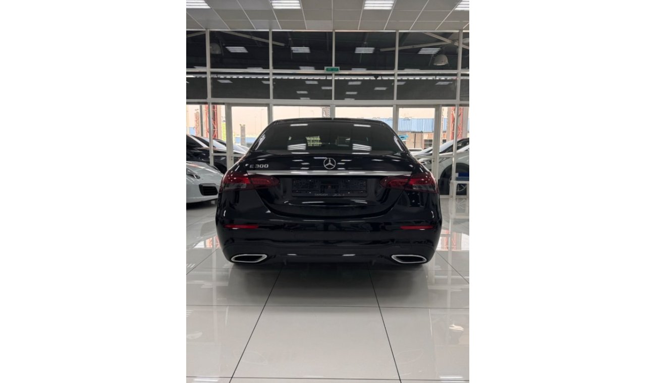 مرسيدس بنز E300 بريميوم+