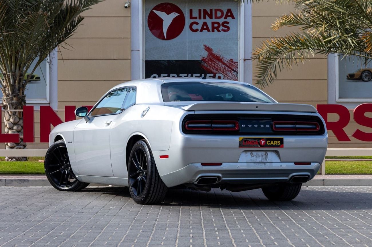 Dodge Challenger R/T 5.7L (370 HP) Dodge Challenger R/T 2021 GCC | Warranty