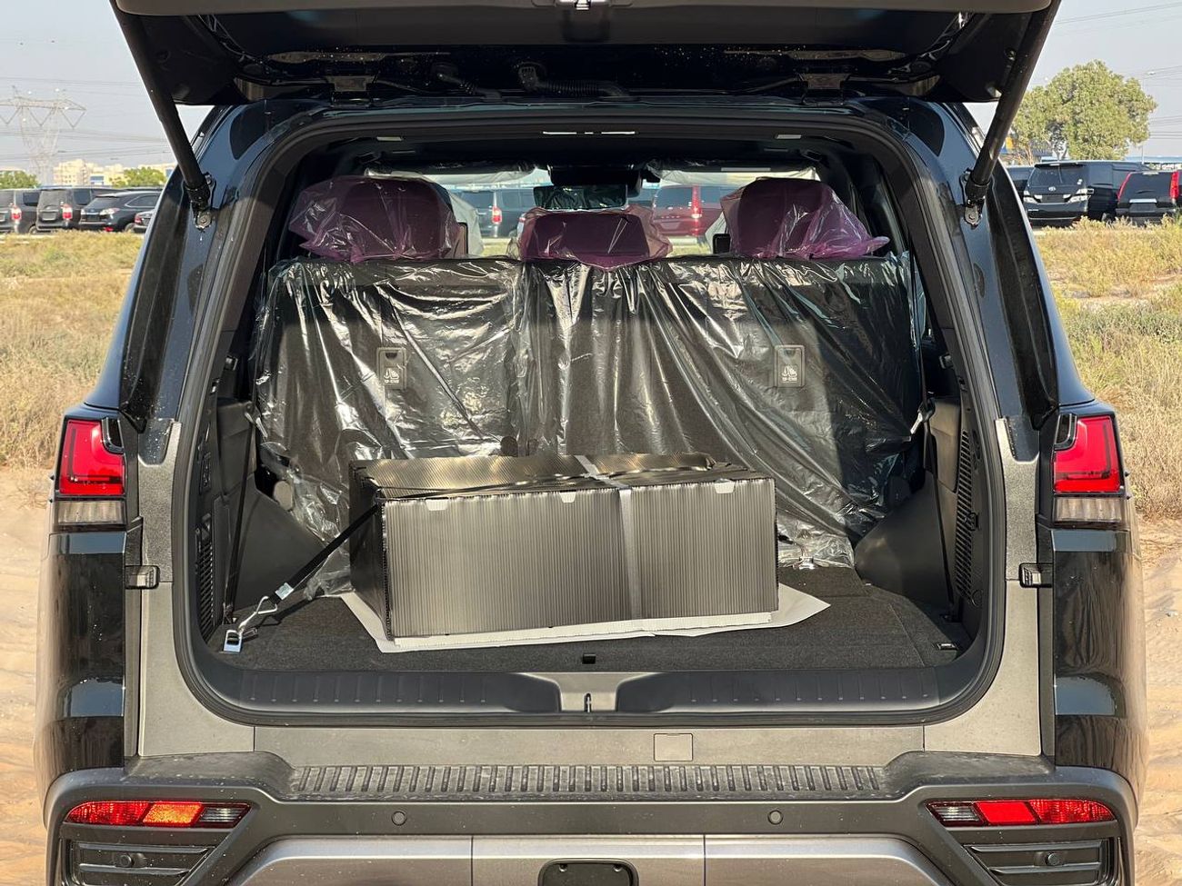 Lexus LX 600 OVER-TRAIL 3.5L PTR A/T // 2025 // FULL OPTION WITH OFF ROAD TYRE , RADAR , HEAD UP DISPLAY // SPECI