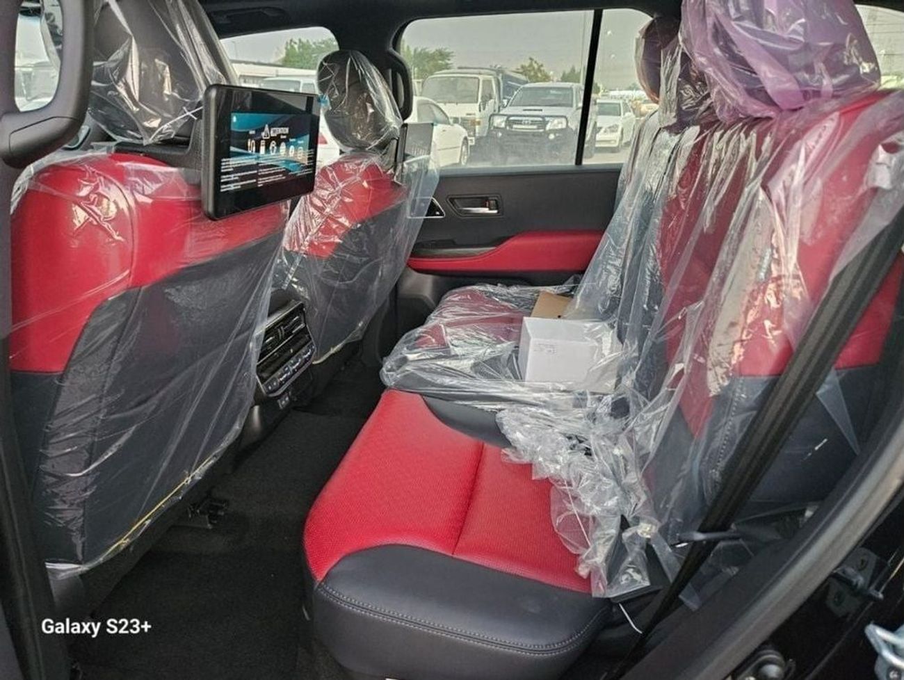 Toyota Land Cruiser TOYOTA LAND CRUISER 3.5L ZX 7 SEATER PETROL