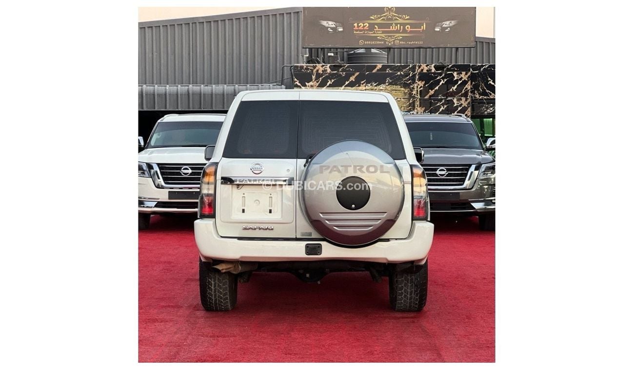 Nissan Patrol Safari