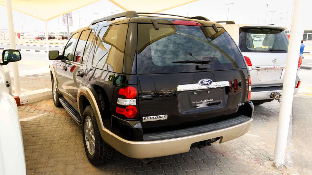 Ford Explorer Eddie Bauer Edition