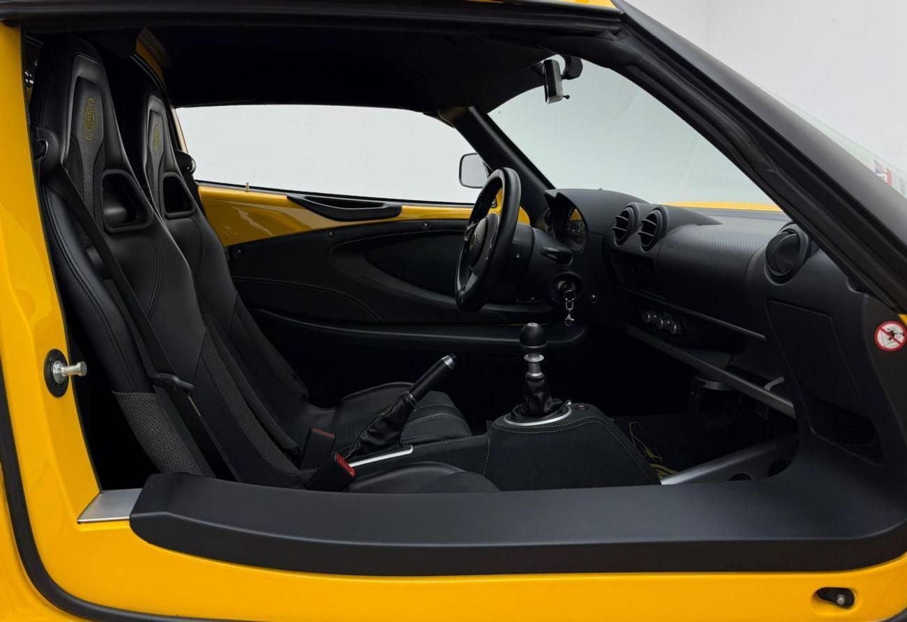 Lotus Exige S 2015 Lotus Exige, Full Lotus Service History, Very Low Km, Excellent Condition, GCC